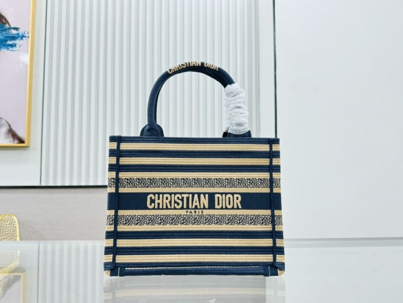 Dior Shopping Bags